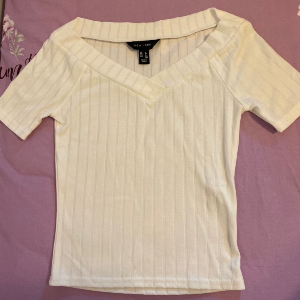 Ribbed white top